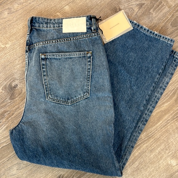 Revolve GRLFRND Karolina High Rise Straight Crop in Long Island - Picture 1 of 6